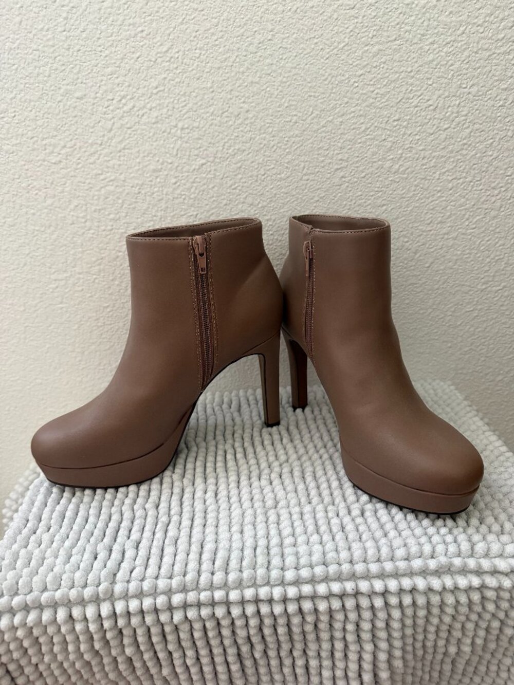 BCBGeneration Jeanne Bootie